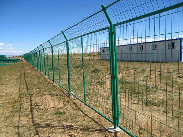 高速公路隔離柵圖片4